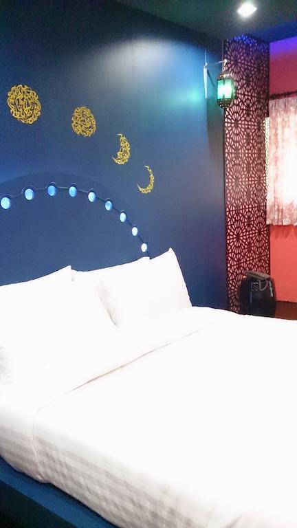 De Ja Moon Hostel Chiang Mai Quarto foto