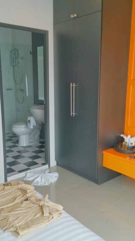De Ja Moon Hostel Chiang Mai Quarto foto